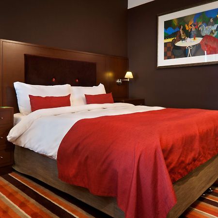 Best Western Plus La Corniche Toulon Exterior foto
