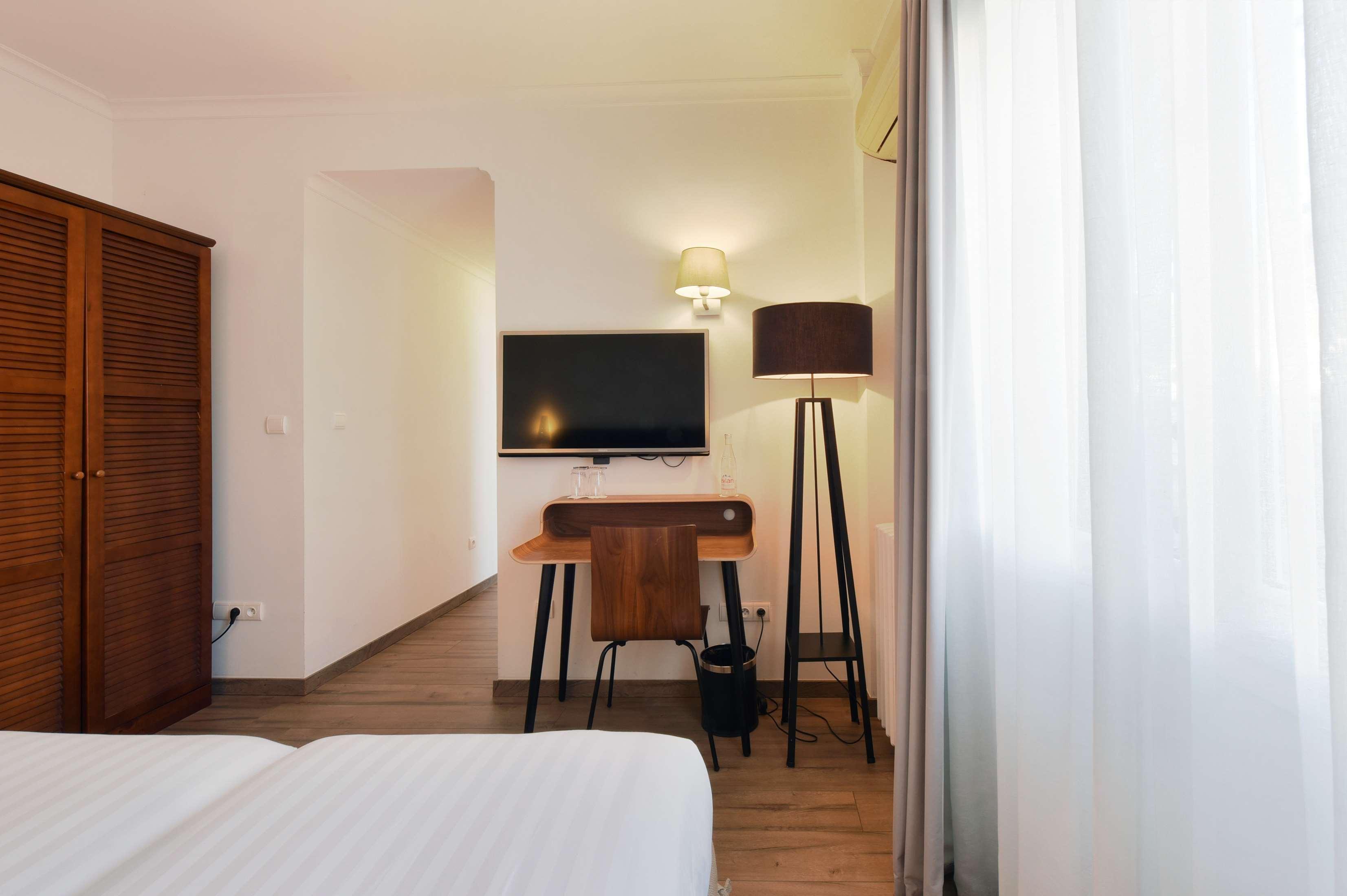Best Western Plus La Corniche Toulon Exterior foto