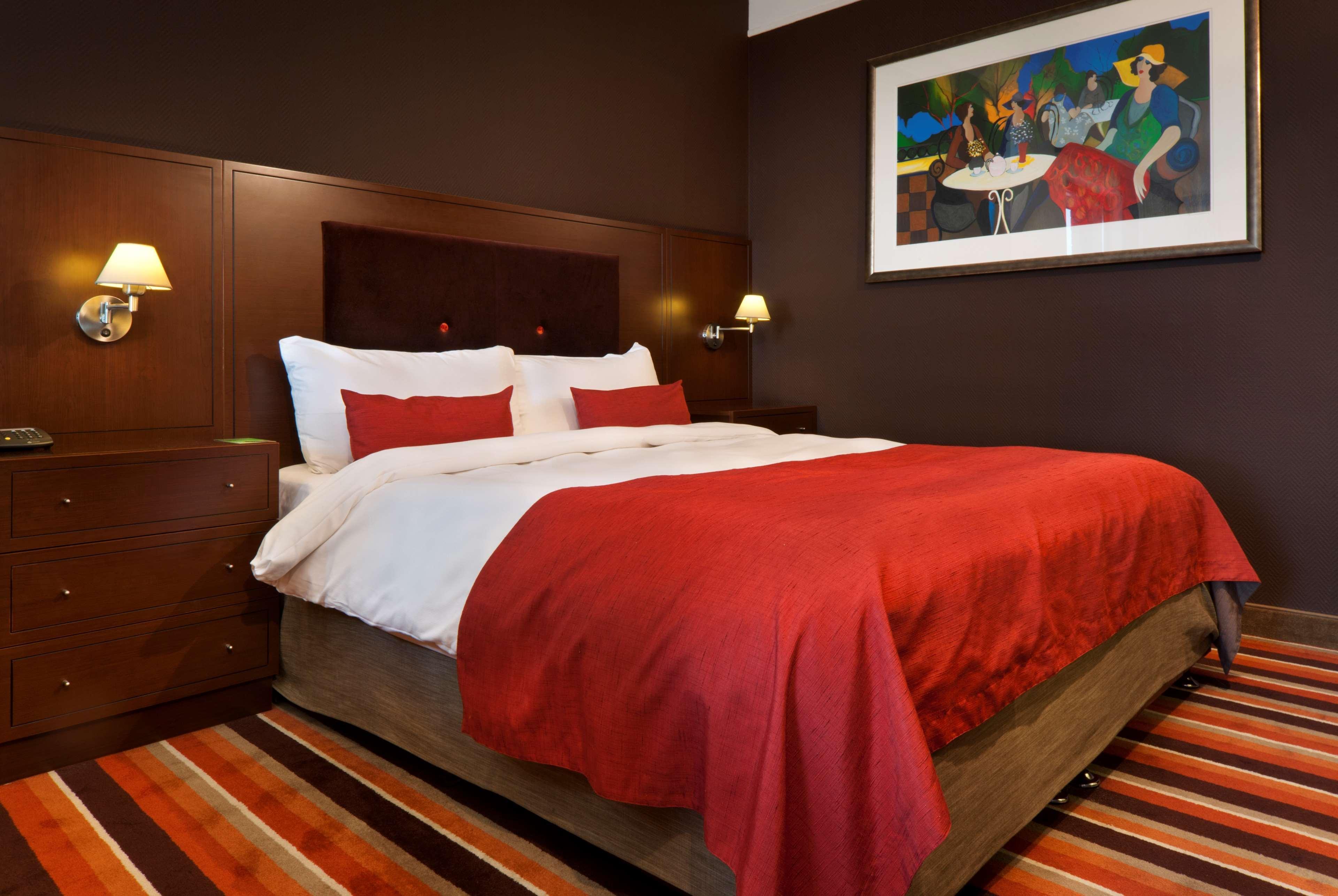 Best Western Plus La Corniche Toulon Exterior foto